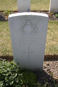 Calais Southern Cemetery - Jolliffe, Francis MacDonald